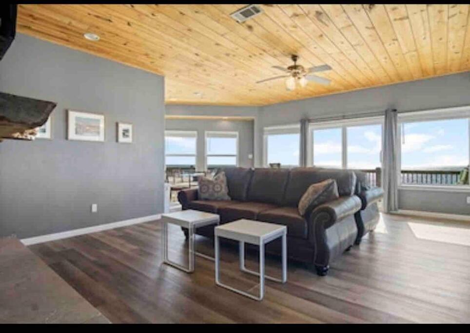 Stunning Beachfront 3 Bedroom Home, Coralmoonbeach Bolivar Peninsula Exterior photo