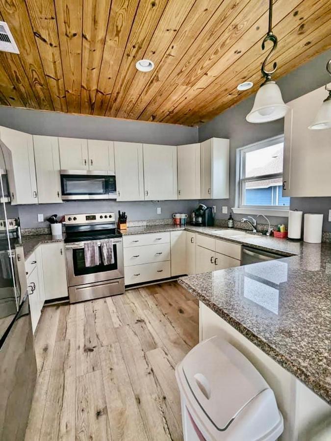 Stunning Beachfront 3 Bedroom Home, Coralmoonbeach Bolivar Peninsula Exterior photo