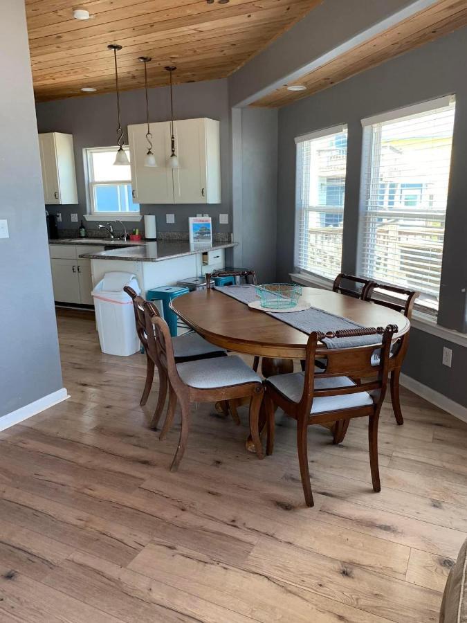 Stunning Beachfront 3 Bedroom Home, Coralmoonbeach Bolivar Peninsula Exterior photo